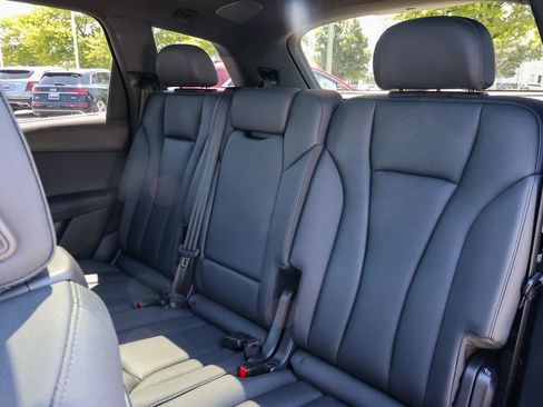 Used 2023 Audi Q7 3.0T Premium Plus AWD/4WD image 28