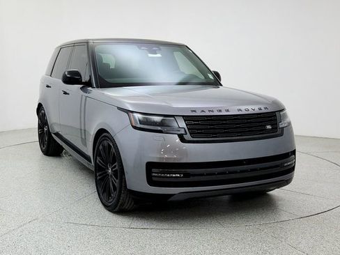 Certified 2024 Land Rover Range Rover SE image 2