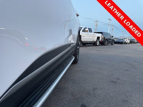 Used 2023 Kia Sportage EX image 15