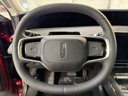 New 2026 Lincoln Nautilus Premier image 13