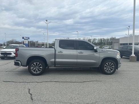 Used 2024 Chevrolet Silverado 1500 LT w/ Z71 Off-Road Package image 9