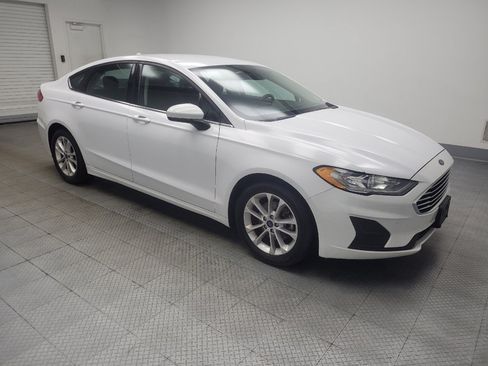 Used 2020 Ford Fusion SE FWD image 11