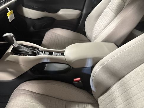New 2026 Honda HR-V LX image 24