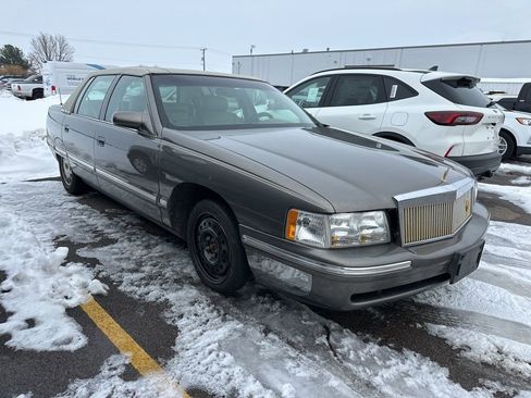 Used 1998 Cadillac De Ville image 7