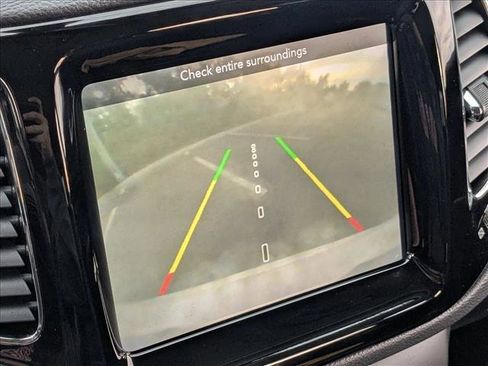 Used 2019 Jeep Compass Limited image 13