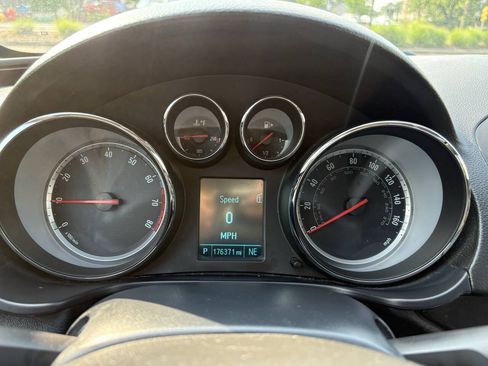 Used 2012 Buick Regal Leather FWD image 42