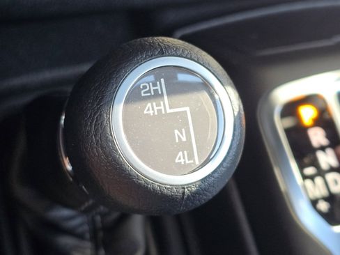 New 2026 Jeep Gladiator Sport AWD/4WD image 15