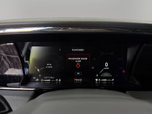 Used 2019 Lincoln Navigator Reserve AWD/4WD image 22