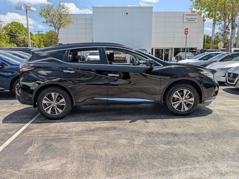 Used 2020 Nissan Murano SV w/ Cargo Package FWD image 4