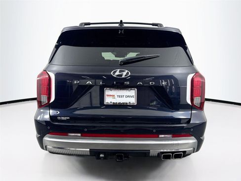 Used 2024 Hyundai Palisade Calligraphy FWD image 12