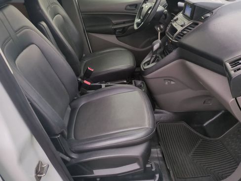 Used 2020 Ford Transit Connect XL image 18