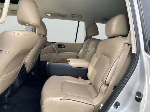 Used 2021 Nissan Armada SL w/ Captain's Chairs Package RWD image 12