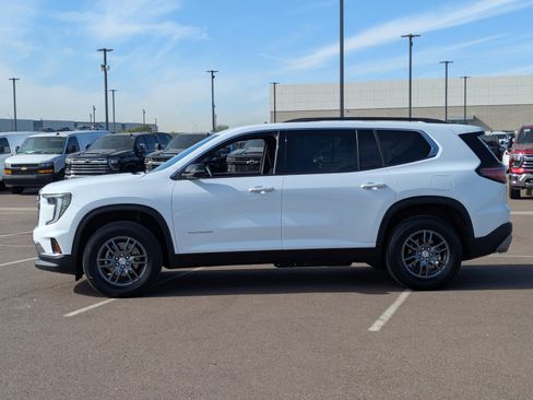 Certified 2025 GMC Acadia Elevation image 2