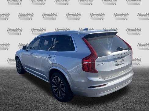 Used 2022 Volvo XC90 T5 Momentum w/ Climate Package FWD image 8