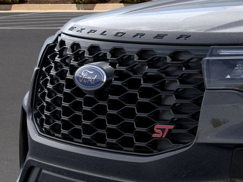 New 2026 Ford Explorer ST w/ Sun And Sound Package image 17