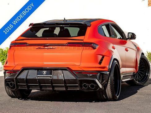 Used 2025 Lamborghini Urus SE AWD/4WD image 6