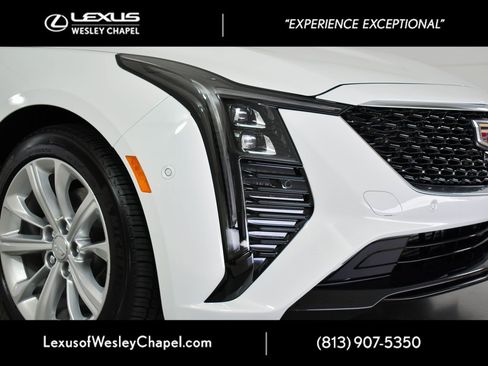 Used 2025 Cadillac CT5 Premium Luxury image 3