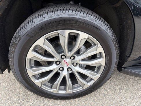 Used 2021 GMC Yukon Denali image 6