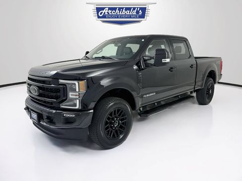 Used 2022 Ford F350 Lariat w/ Black Appearance Package AWD/4WD image 3