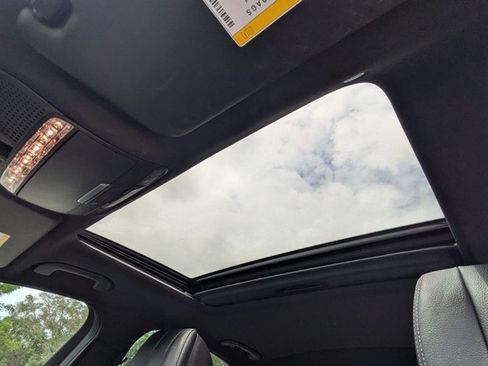 Used 2021 Mercedes-Benz E 350 Sedan image 15