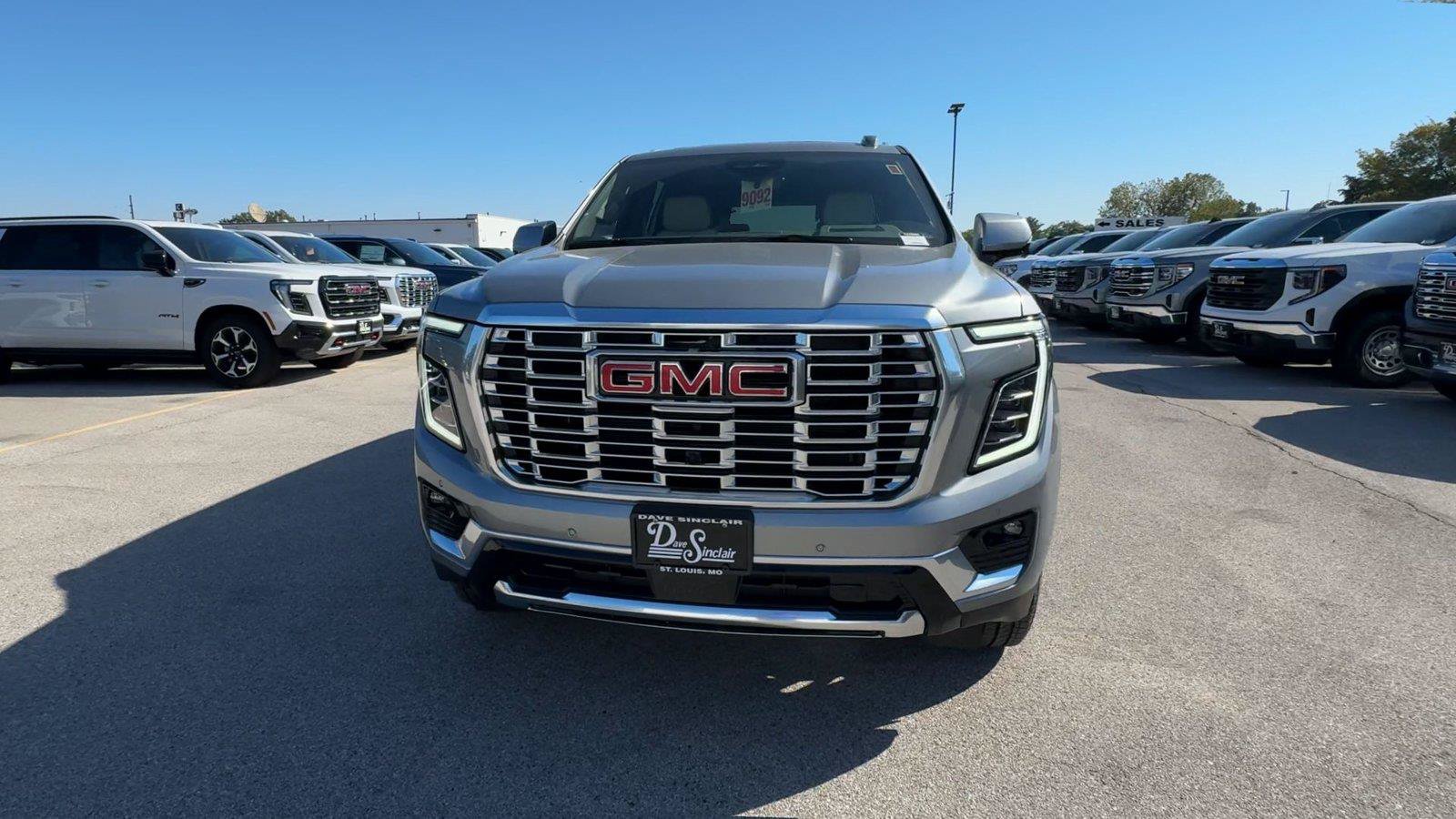 New 2027 GMC Yukon Denali w/ Denali Reserve Package AWD/4WD image 4