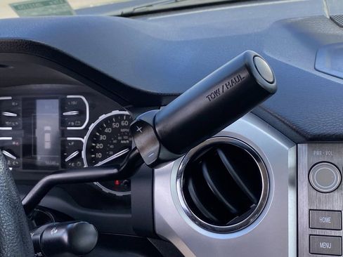 Certified 2020 Toyota Tundra SR5 image 33