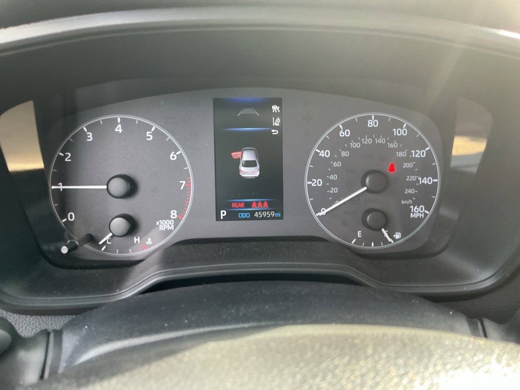Used 2025 Toyota Corolla LE FWD image 19