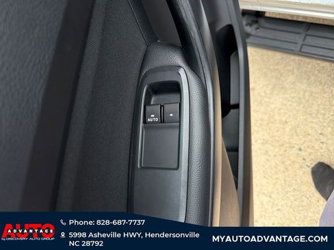 Used 2020 Ford Ranger XL w/ Equipment Group 101A Mid AWD/4WD image 10