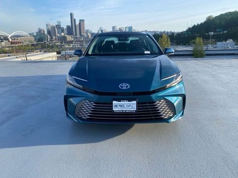 New 2026 Toyota Camry XLE FWD image 4