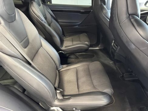 Used 2017 Tesla Model X AWD/4WD image 8