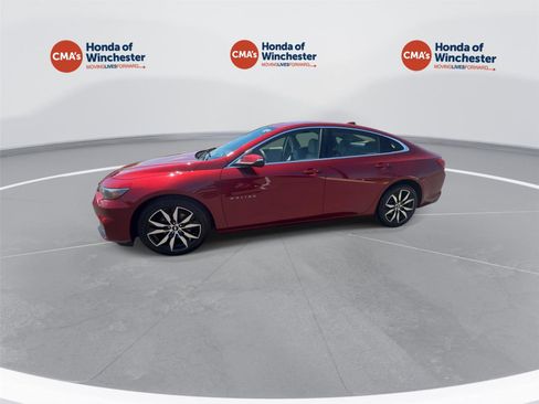 Used 2018 Chevrolet Malibu LT FWD image 4