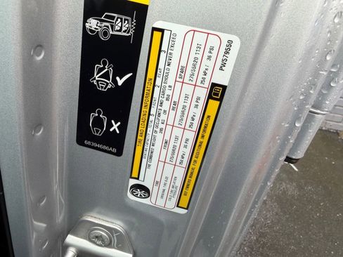 Used 2023 Jeep Wrangler Sahara w/ Cold Weather Group image 62