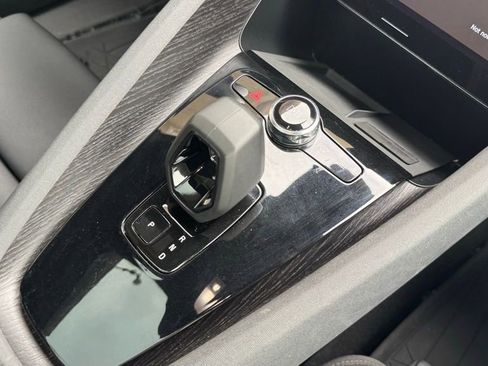 Used 2022 Polestar Polestar 2 Long Range Single Motor w/ Plus Package image 20