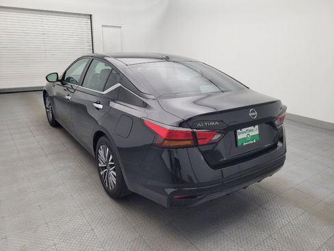 Used 2023 Nissan Altima 2.5 SV FWD image 5
