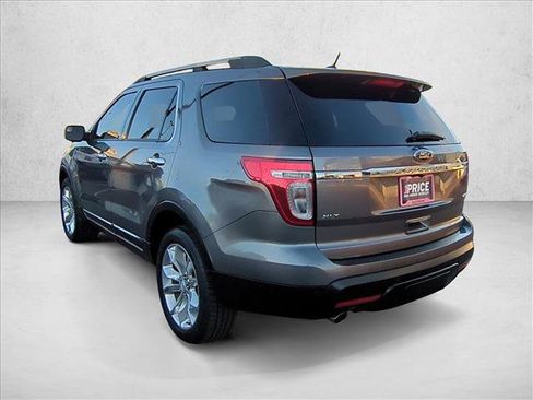 Used 2013 Ford Explorer XLT image 8