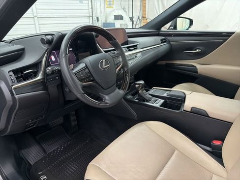 Used 2020 Lexus ES 350 w/ Premium Package image 14