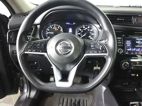 Used 2019 Nissan Rogue S AWD/4WD image 10