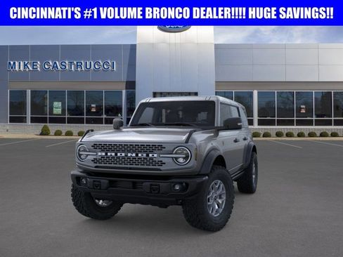 New 2025 Ford Bronco Badlands AWD/4WD image 2
