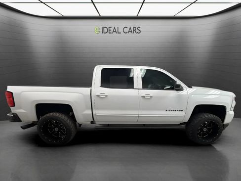 Used 2017 Chevrolet Silverado 1500 LT w/ All Star Edition AWD/4WD image 4