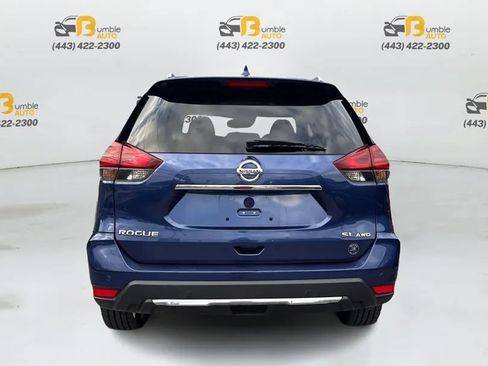 Used 2019 Nissan Rogue SL w/ Premium Package AWD/4WD image 6