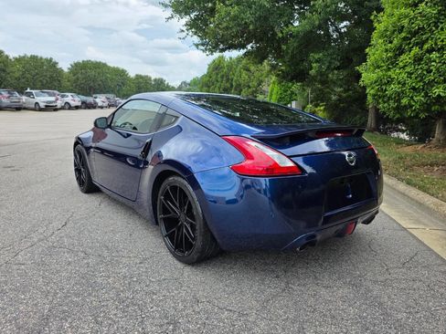 Used 2016 Nissan 370Z Coupe RWD image 3