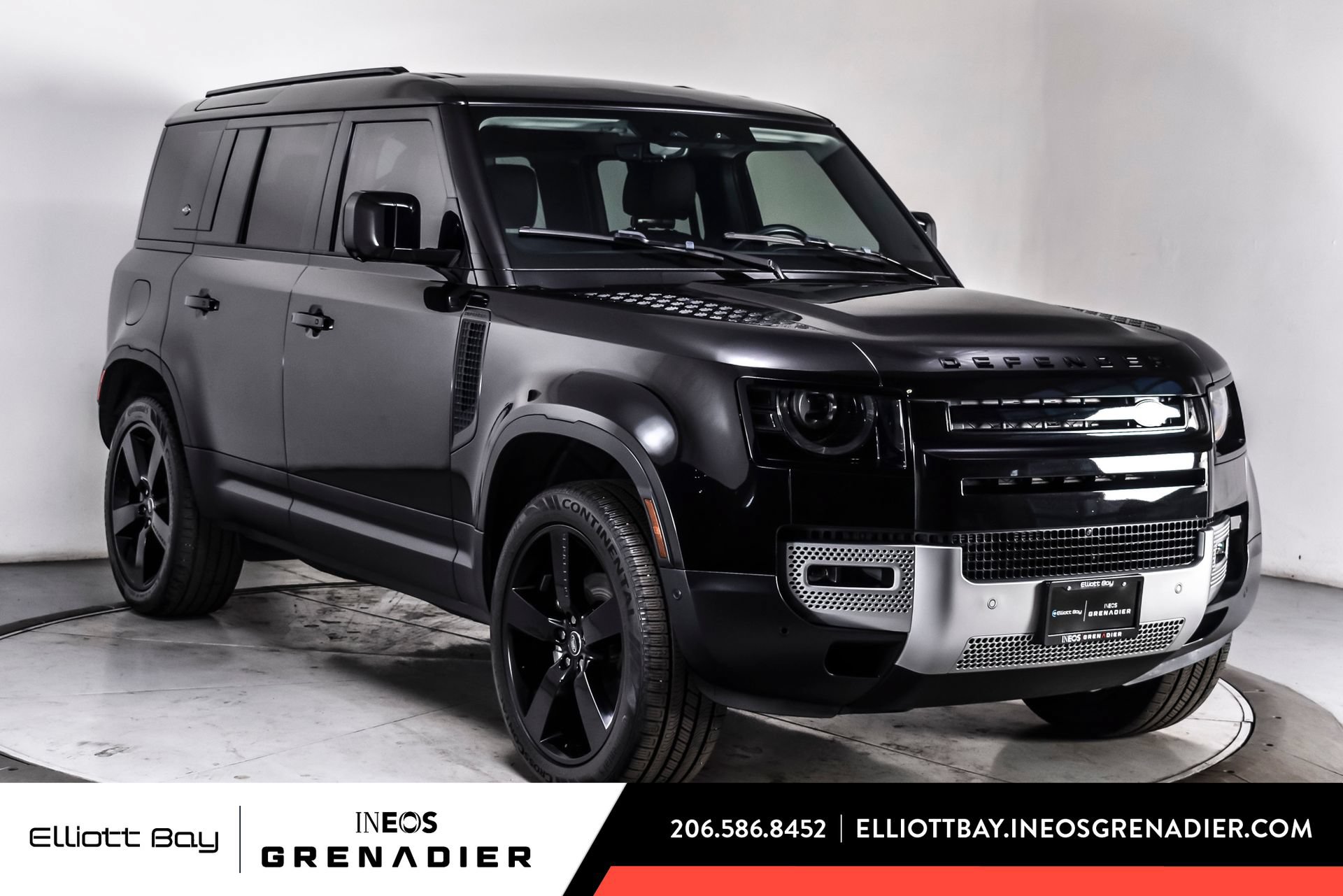 Used 2024 Land Rover Defender 110 S AWD/4WD image 1