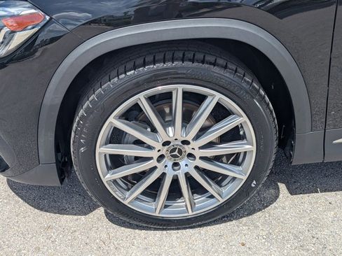 Certified 2022 Mercedes-Benz GLA 250 image 23