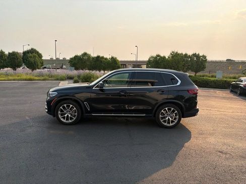 Used 2023 BMW X5 xDrive40i w/ Premium Package AWD/4WD image 2
