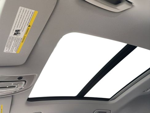 Used 2021 Audi e-tron Premium Plus w/ Premium Plus Package image 18