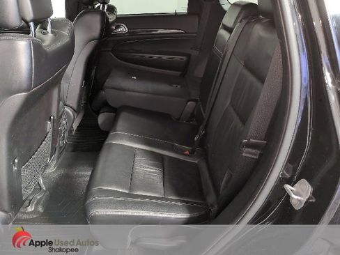 Used 2012 Jeep Grand Cherokee Laredo image 33