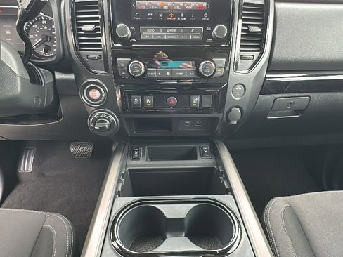 Certified 2024 Nissan Titan SV w/ SV Bronze Edition Package image 21