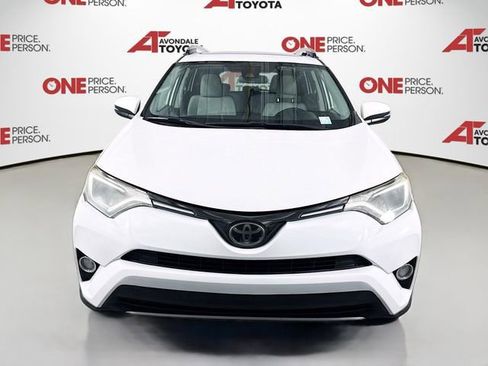 Used 2018 Toyota RAV4 XLE image 2