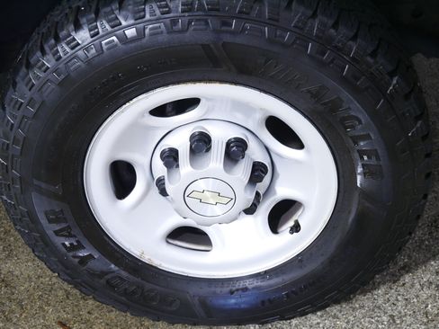 Used 2021 Chevrolet Express 2500 w/ Safety Package RWD image 15