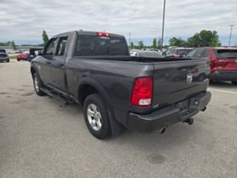 Used 2017 RAM 1500 Express AWD/4WD image 3